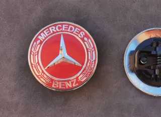 Logo Emblema Capó Estrella Mercedes AMG