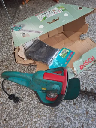 Tagliasiepi Bosch AHS 480-24 T