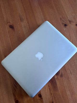 MacBook Pro Intel Core 2 Duo 2.4 GHz