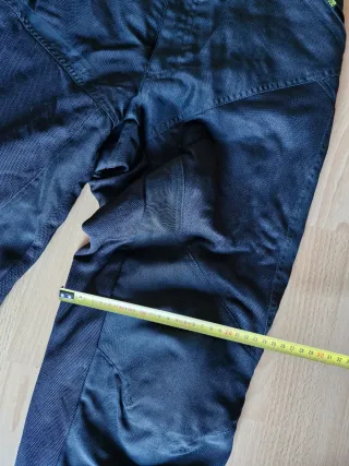 Pantalón de moto Ixon con tirantes