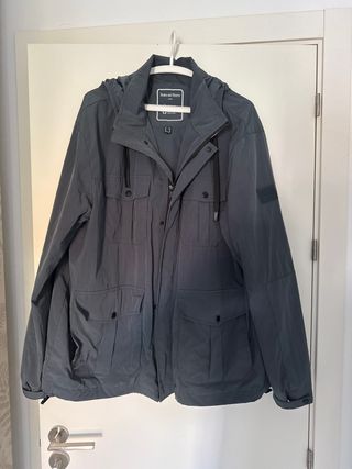 Chaqueta cortavientos Pedro del Hierro gris