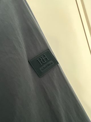 Chaqueta cortavientos Pedro del Hierro gris