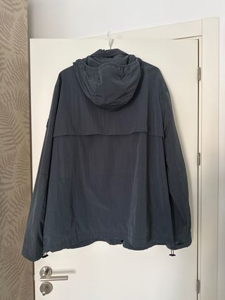 Chaqueta cortavientos Pedro del Hierro gris