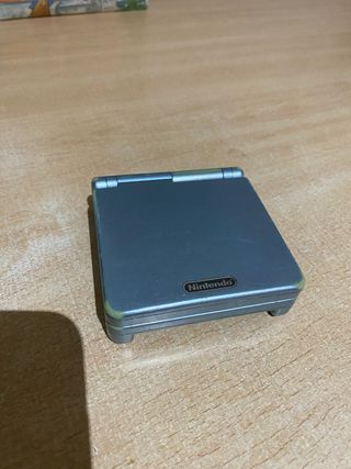 Nintendo Game Boy Advance SP Plata