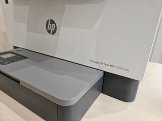 Impresora HP LaserJet Tank MFP 2604sdw IMPECABLE
