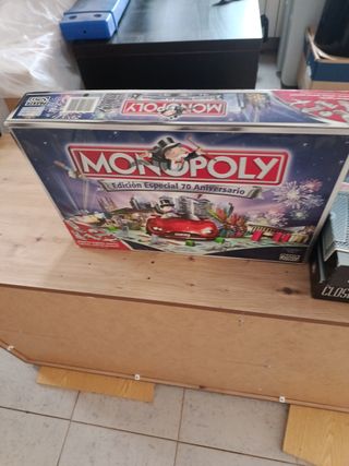 Juegos de Mesa Cluedo, Monopoly, Gestos