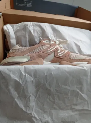 Zapatillas New Balance U9060ETN Talla 39.5