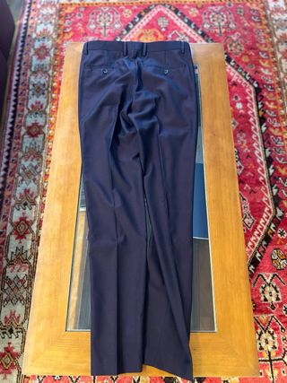 Traje completo (americana + pantalón) como nuevo –