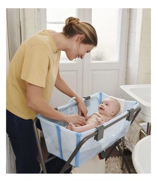 Bañera Stokke bebé con patas y reductor