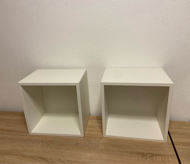 2 Estanterías Cuadradas Blancas