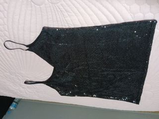 Top de tirantes con lentejuelas