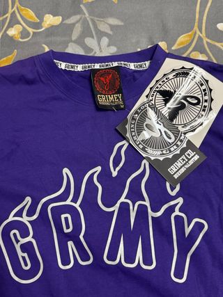 Camiseta GRIMEY Morada Talla M