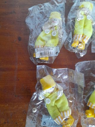 9 bamboline in tessuto 10 cm