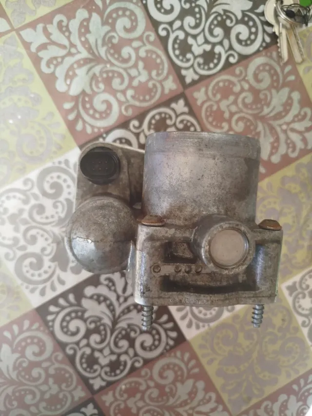 Mariposa Aceleración Seat Leon MK1