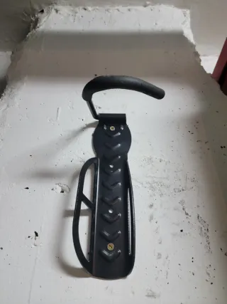 Colgador de pared para bicicleta