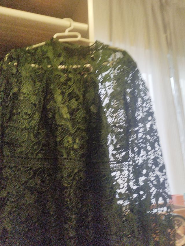 Vestido encaje guipur verde