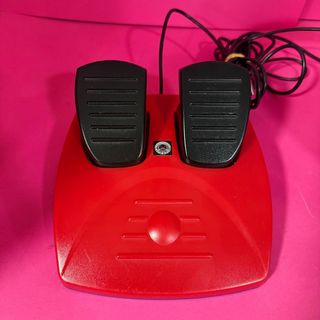 Accesorio Nintendo Switch Volante Y Pedales Mario Kart