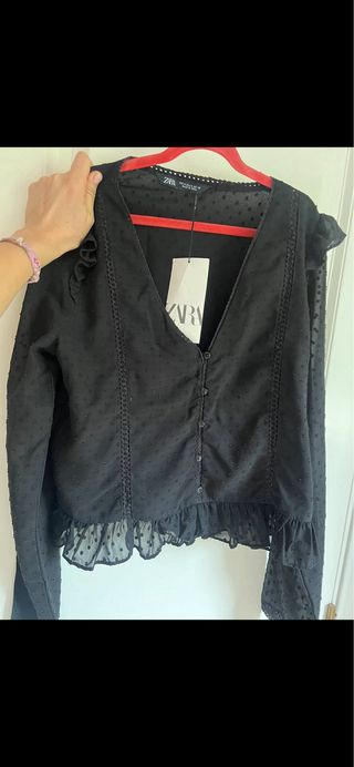 Blusa Zara Negra Volantes
