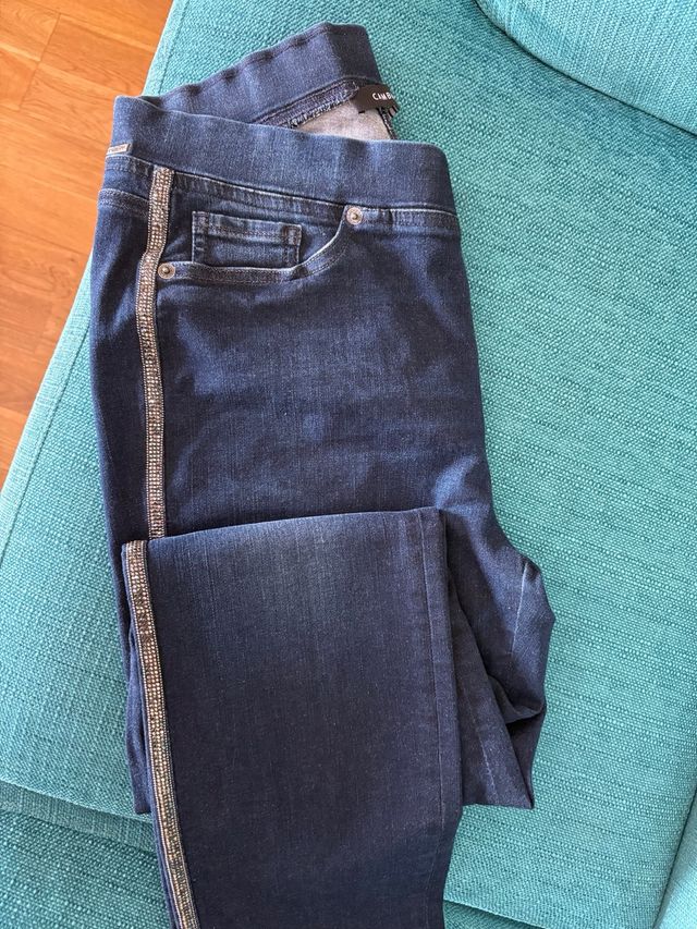 Vaquero elástico sin botones