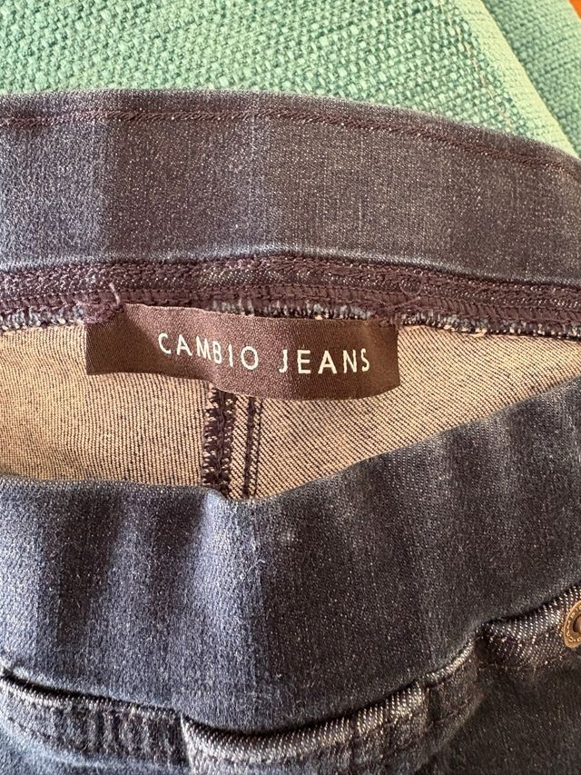 Vaquero elástico sin botones