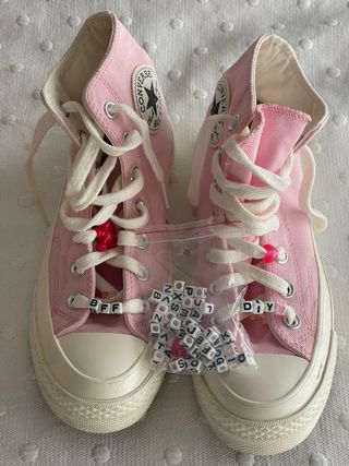 Converse Bota Rosa Talla 37 con charms