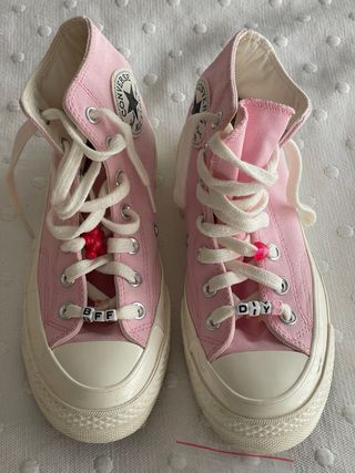 Converse Bota Rosa Talla 37 con charms
