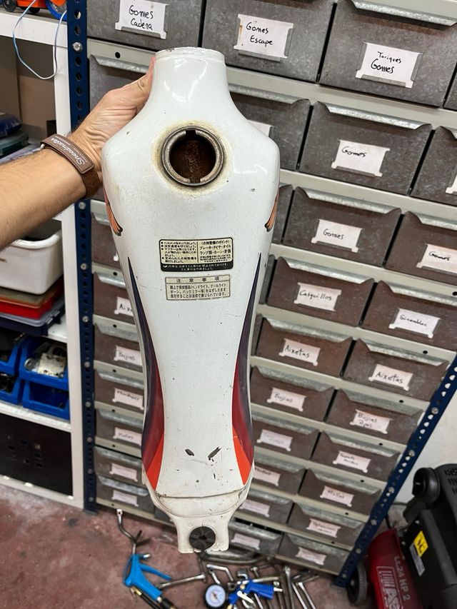 Depósito Honda TLR 250