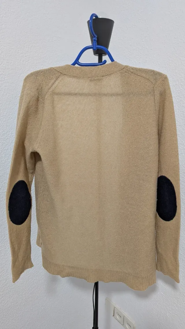 Chaqueta punto marrón con coderas