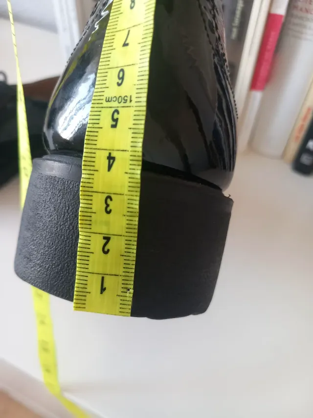 Zapatos de cordones ante y charol negros