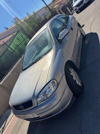 Opel Astra 2000