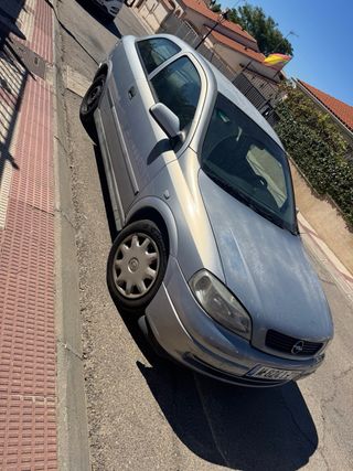 Opel Astra 2000