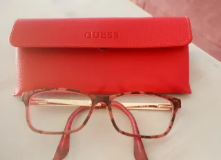 Gafas Progresivas Guess Rojas y Rosas Multicolor
