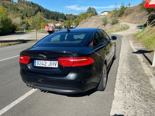 Jaguar XE 2.0 R-Sport AWD Autom 2015