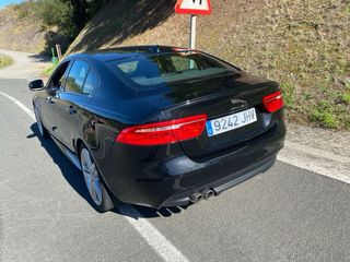 Jaguar XE 2.0 R-Sport AWD Autom 2015