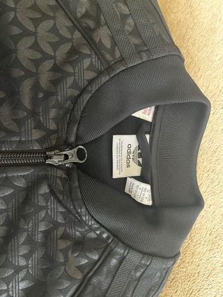 Chaqueta Adidas Negra cremallera Logo Dorado 152cm