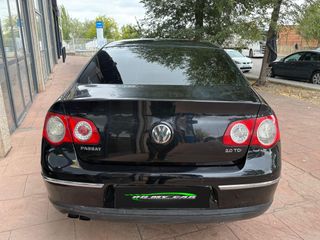 VOLKSWAGEN PASSAT 2.0 TDI 140CV DSG HIGHLINE