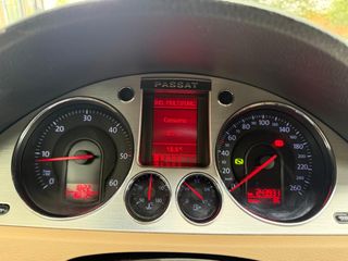 VOLKSWAGEN PASSAT 2.0 TDI 140CV DSG HIGHLINE