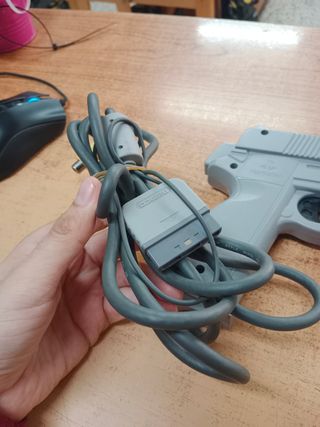 PISTOLA PLAYSTATION NAMCO NPC-103