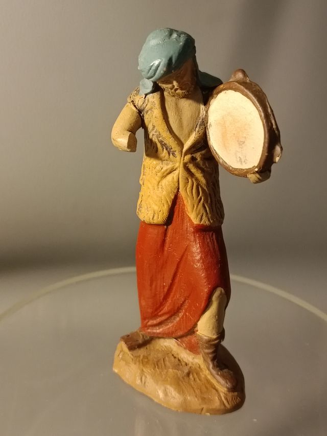 Lote 6 figuras antiguas Belén barro, serrano, Orti