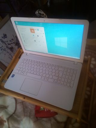 Portátil Asus i3 5ª Gen Blanco