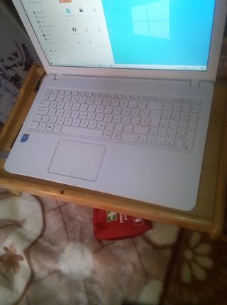 Portátil Asus i3 5ª Gen Blanco