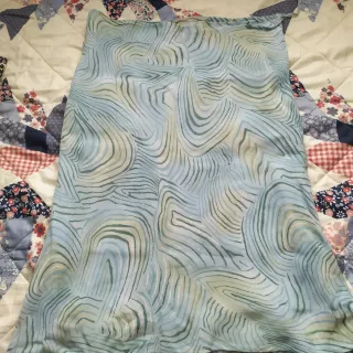 Conjunto camiseta y falda estampado