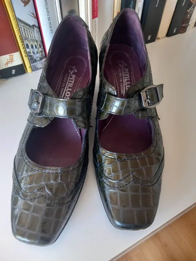 Zapatos salón Pitillos piel efecto cocodrilo