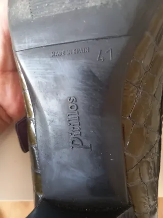 Zapatos salón Pitillos piel efecto cocodrilo