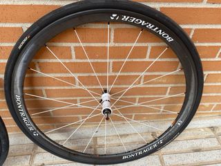 Juego de ruedas Bontrager Aeolus 3  CARBONO 
