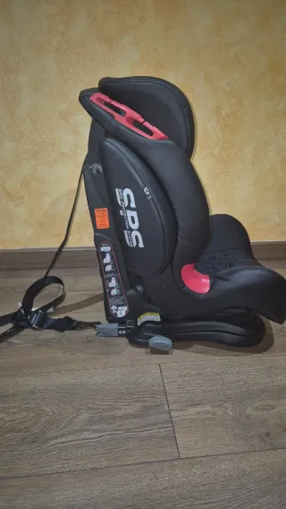 Silla de coche Negra Isofix