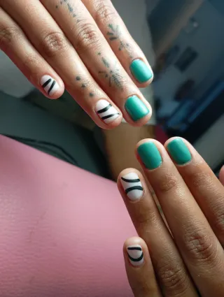Manicura Profesional a Domicilio - Salt