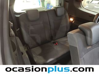 Dacia Lodgy Stepway dCi 79 kW (107 CV)