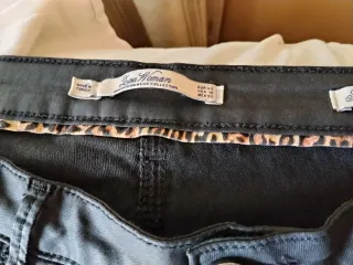 Pantalón Zara repelente agua negro