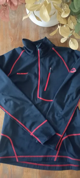 Polar Mammut Negro y Rojo